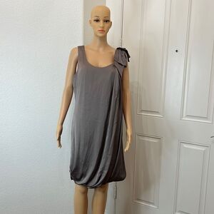 H&M Dress Sz 12 Scoop Neck Sleeveless Brown Black Beaded Shoulder Pleated Midi
